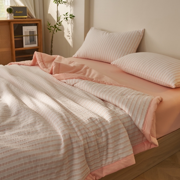 91家纺网 家纺一手货源 找家纺 暖阳 2026新款全棉色织提花良品系列棉花夏被夏凉被空调被 良品-条纹粉