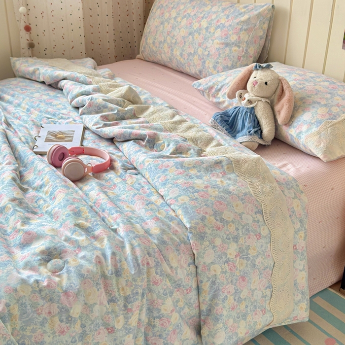 91家纺网 家纺一手货源 找家纺 暖阳 2026新款全棉花边款棉花夏被夏凉被空调被 花边烂漫