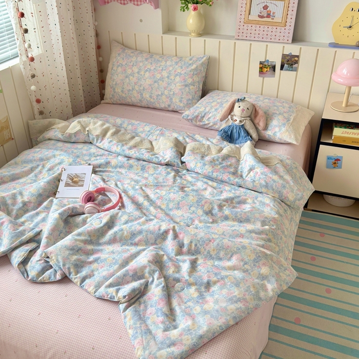 91家纺网 家纺一手货源 找家纺 暖阳 2026新款全棉花边款棉花夏被夏凉被空调被 花边烂漫