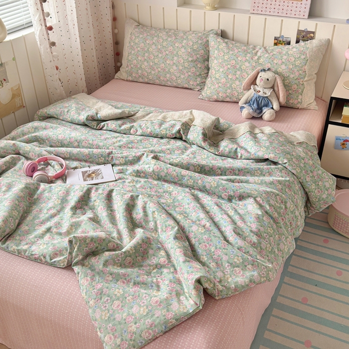 91家纺网 家纺一手货源 找家纺 暖阳 2026新款全棉花边款棉花夏被夏凉被空调被 花边梦境