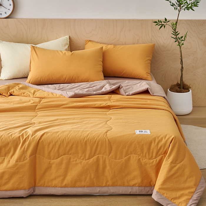 91家纺网 家纺一手货源 找家纺 暖阳 2026新款全棉纯色+拼色棉花夏被夏凉被空调被 南瓜拼卡其