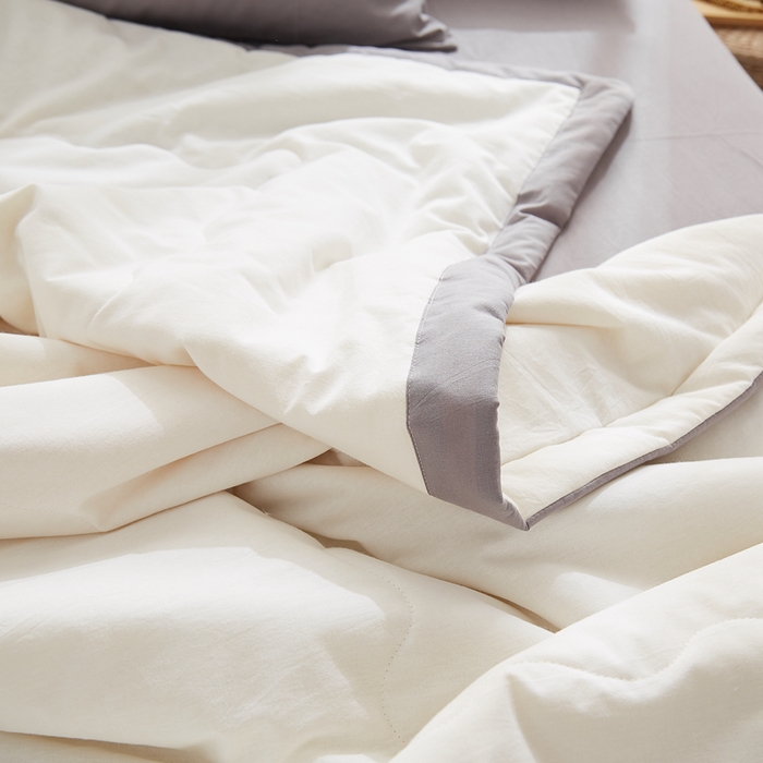 91家纺网 家纺一手货源 找家纺 暖阳 2026新款全棉纯色+拼色棉花夏被夏凉被空调被 本白