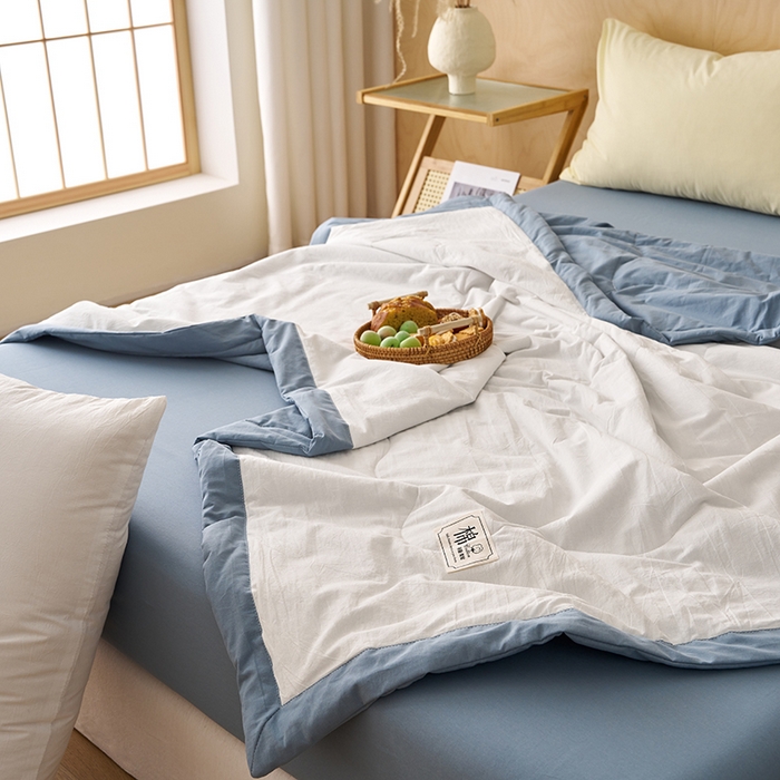 91家纺网 家纺一手货源 找家纺 暖阳 2026新款全棉纯色+拼色棉花夏被夏凉被空调被 白拼蓝