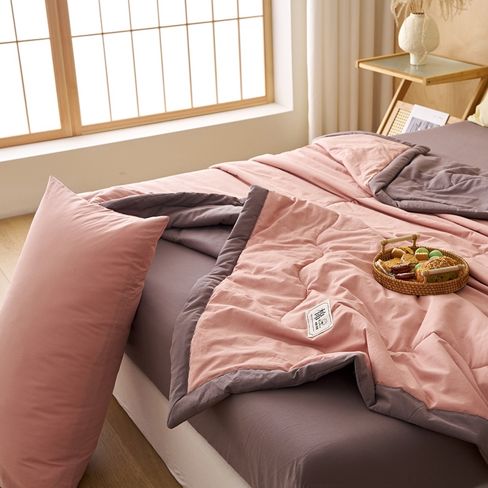 91家纺网 家纺一手货源 找家纺 暖阳 2026新款全棉纯色+拼色棉花夏被夏凉被空调被 藕粉拼灰