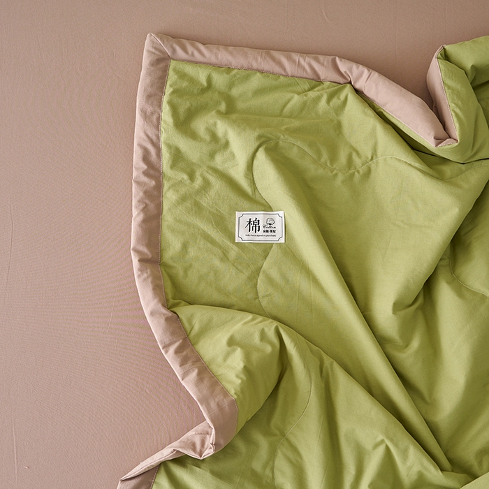 91家纺网 家纺一手货源 找家纺 暖阳 2026新款全棉纯色+拼色棉花夏被夏凉被空调被 草绿拼卡其