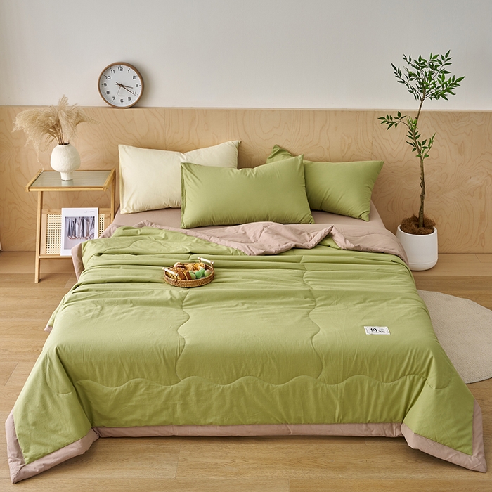 91家纺网 家纺一手货源 找家纺 暖阳 2026新款全棉纯色+拼色棉花夏被夏凉被空调被 草绿拼卡其