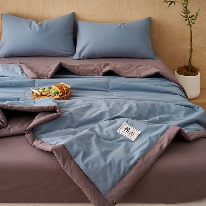 91家纺网 家纺一手货源 找家纺 暖阳 2026新款全棉纯色+拼色棉花夏被夏凉被空调被 蓝拼灰