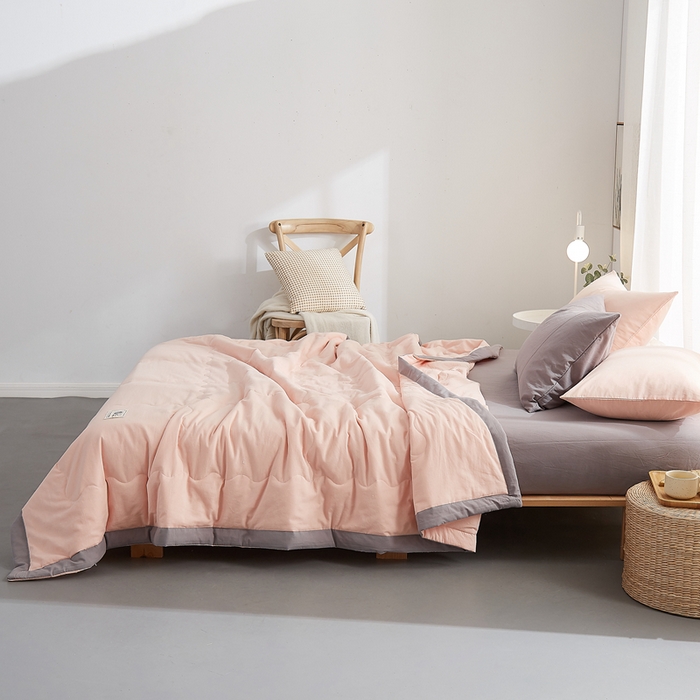 91家纺网 家纺一手货源 找家纺 暖阳 2026新款全棉纯色+拼色棉花夏被夏凉被空调被 粉玉