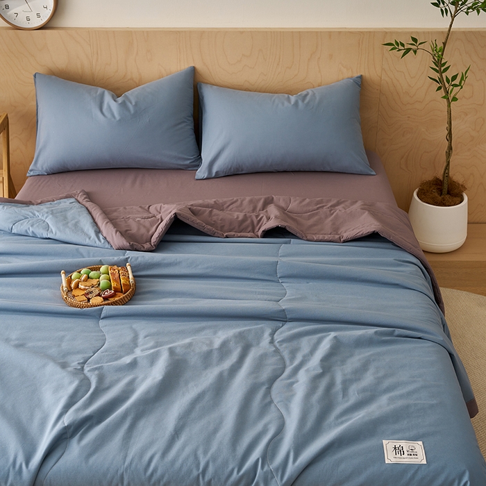 91家纺网 家纺一手货源 找家纺 暖阳 2026新款全棉纯色+拼色棉花夏被夏凉被空调被 蓝拼灰