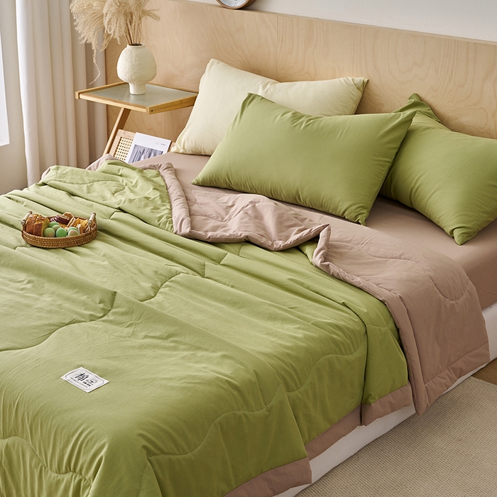 91家纺网 家纺一手货源 找家纺 暖阳 2026新款全棉纯色+拼色棉花夏被夏凉被空调被 草绿拼卡其