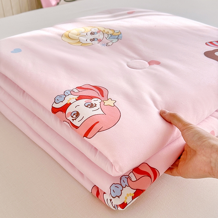 91家纺网 家纺一手货源 找家纺 丫丫家纺 2026新款A类针织棉嘟嘟被夏被春秋被空调被儿童学生被子被芯 小公举