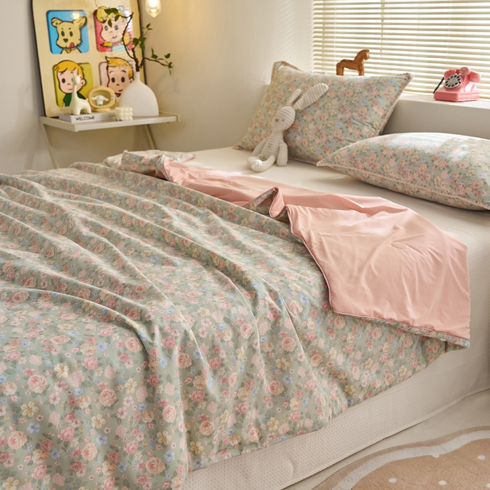 91家纺网 家纺一手货源 找家纺 暖阳 2026新款A全棉B凉感丝夏被夏凉被空调被 小冰皮-梦境绿