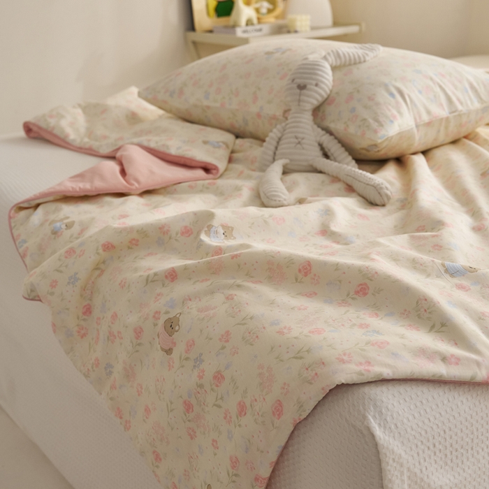 91家纺网 家纺一手货源 找家纺 暖阳 2026新款A全棉B凉感丝夏被夏凉被空调被 小冰皮-花园狗狗