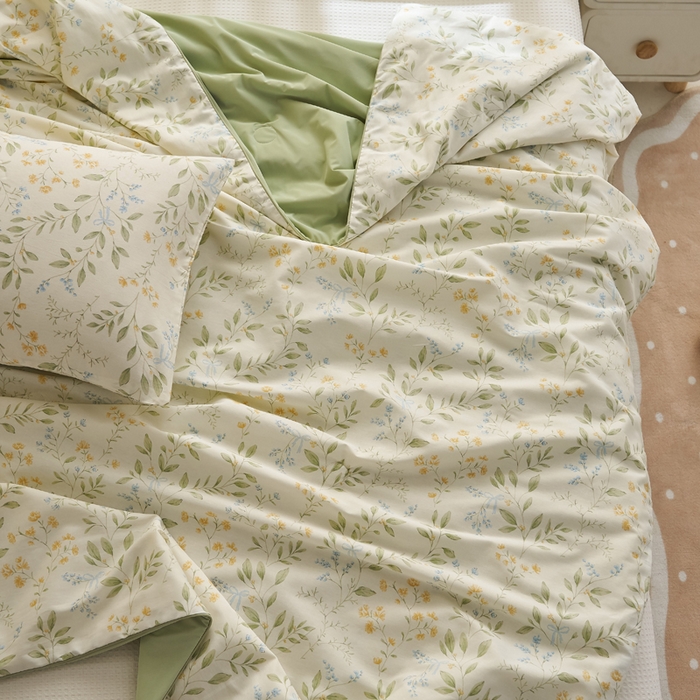 91家纺网 家纺一手货源 找家纺 暖阳 2026新款A全棉B凉感丝夏被夏凉被空调被 小冰皮-油画小兔