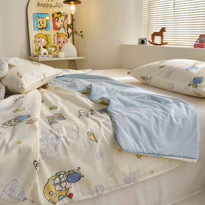 91家纺网 家纺一手货源 找家纺 暖阳 2026新款A全棉B凉感丝夏被夏凉被空调被 小冰皮-太空人