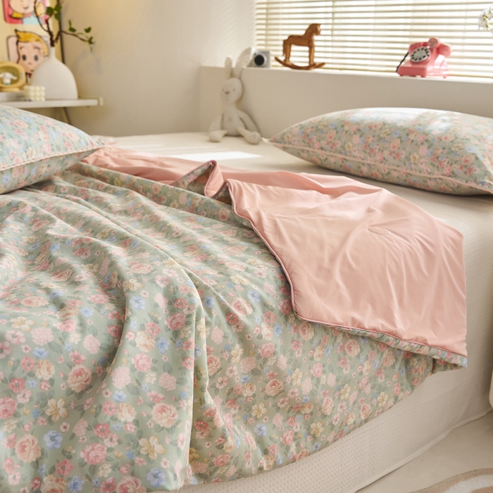 91家纺网 家纺一手货源 找家纺 暖阳 2026新款A全棉B凉感丝夏被夏凉被空调被 小冰皮-梦境绿