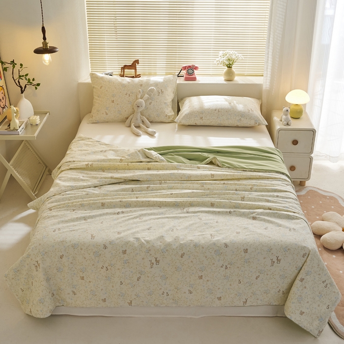 91家纺网 家纺一手货源 找家纺 暖阳 2026新款A全棉B凉感丝夏被夏凉被空调被 小冰皮-花丛小鹿