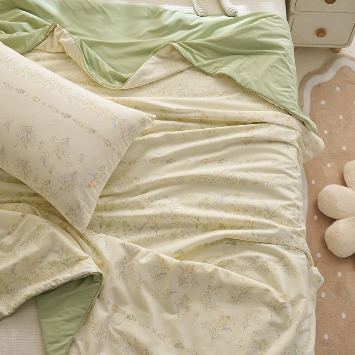 91家纺网 家纺一手货源 找家纺 暖阳 2026新款A全棉B凉感丝夏被夏凉被空调被 小冰皮-仙草