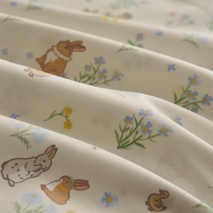 91家纺网 家纺一手货源 找家纺 暖阳 2026新款A全棉B凉感丝夏被夏凉被空调被 小冰皮-春日印象