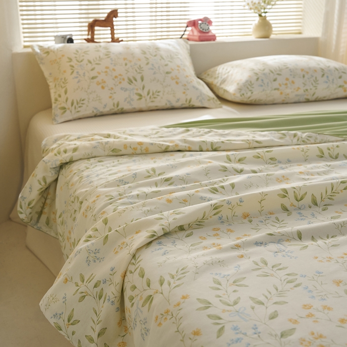 91家纺网 家纺一手货源 找家纺 暖阳 2026新款A全棉B凉感丝夏被夏凉被空调被 小冰皮-油画小兔