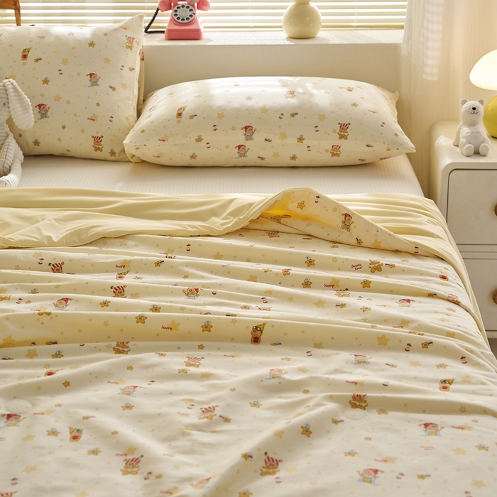 91家纺网 家纺一手货源 找家纺 暖阳 2026新款A全棉B凉感丝夏被夏凉被空调被 小冰皮-可爱小星人