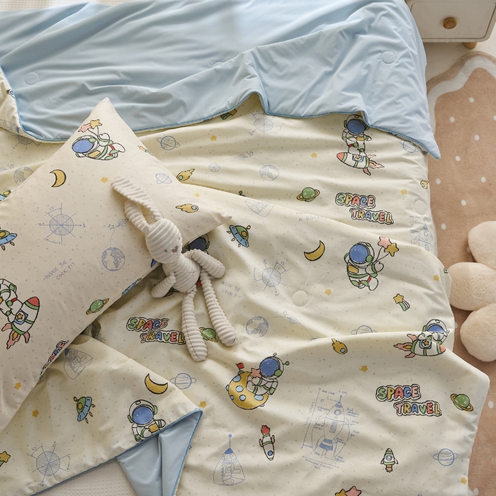 91家纺网 家纺一手货源 找家纺 暖阳 2026新款A全棉B凉感丝夏被夏凉被空调被 小冰皮-太空人