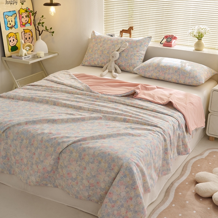 91家纺网 家纺一手货源 找家纺 暖阳 2026新款A全棉B凉感丝夏被夏凉被空调被 小冰皮-花色烂漫