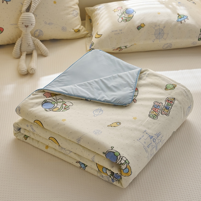 91家纺网 家纺一手货源 找家纺 暖阳 2026新款A全棉B凉感丝夏被夏凉被空调被 小冰皮-太空人