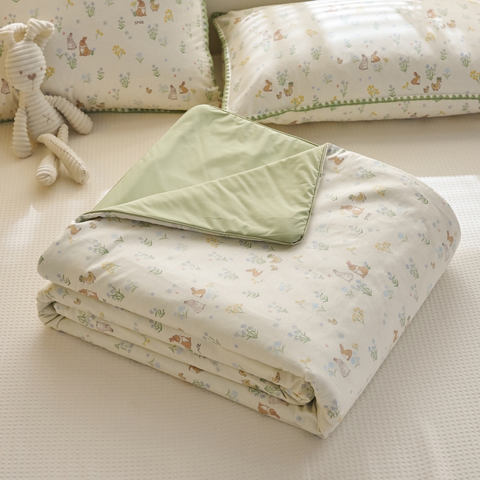 91家纺网 家纺一手货源 找家纺 暖阳 2026新款A全棉B凉感丝夏被夏凉被空调被 小冰皮-春日印象