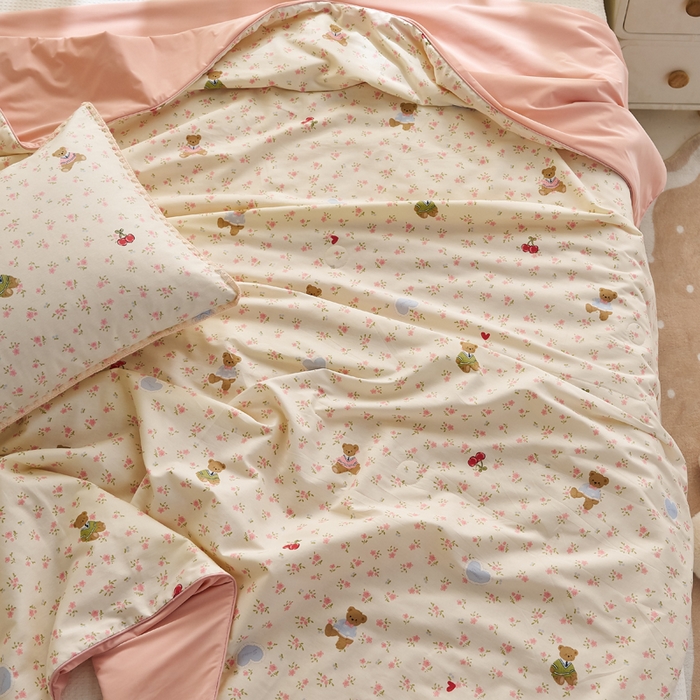 91家纺网 家纺一手货源 找家纺 暖阳 2026新款A全棉B凉感丝夏被夏凉被空调被 小冰皮-可爱小熊