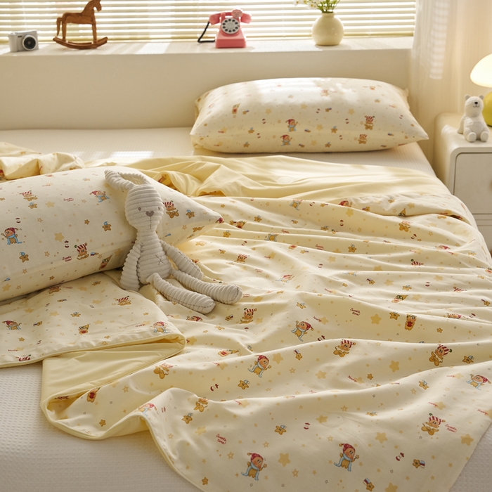 91家纺网 家纺一手货源 找家纺 暖阳 2026新款A全棉B凉感丝夏被夏凉被空调被 小冰皮-可爱小星人