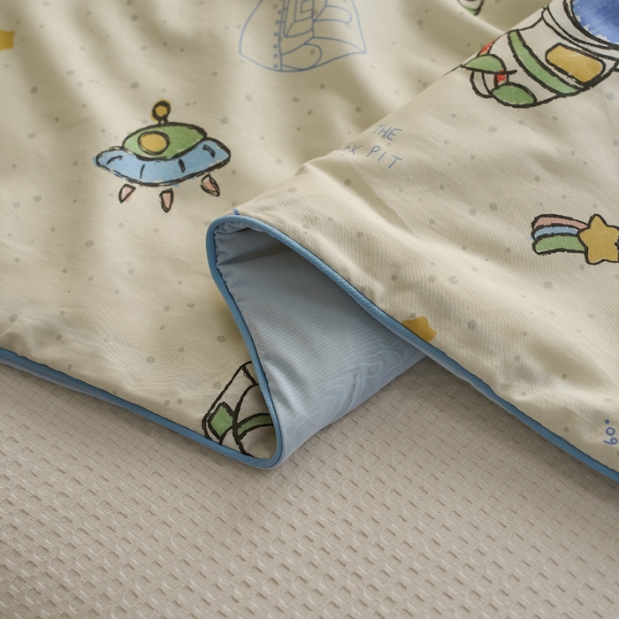 91家纺网 家纺一手货源 找家纺 暖阳 2026新款A全棉B凉感丝夏被夏凉被空调被 小冰皮-太空人