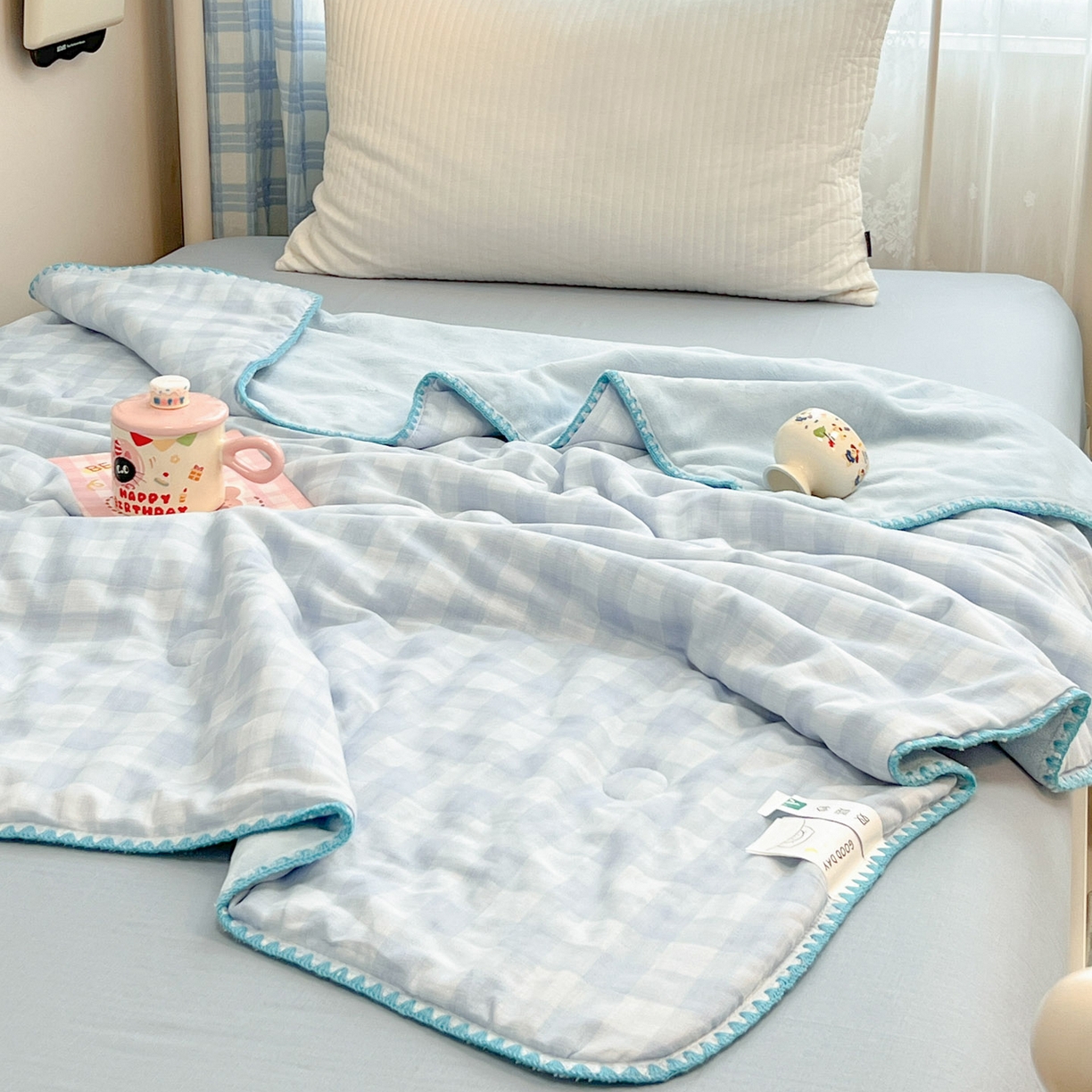 91家纺网 家纺一手货源 找家纺 妮可 2026新款A类三层夹棉全棉双层纱绒多功能盖毯被 半岛冰茶