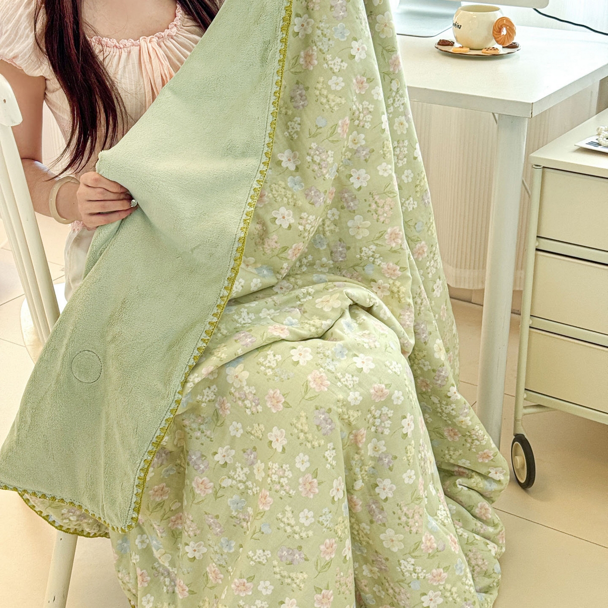 91家纺网 家纺一手货源 找家纺 妮可 2026新款A类三层夹棉全棉双层纱绒多功能盖毯被 森林物语