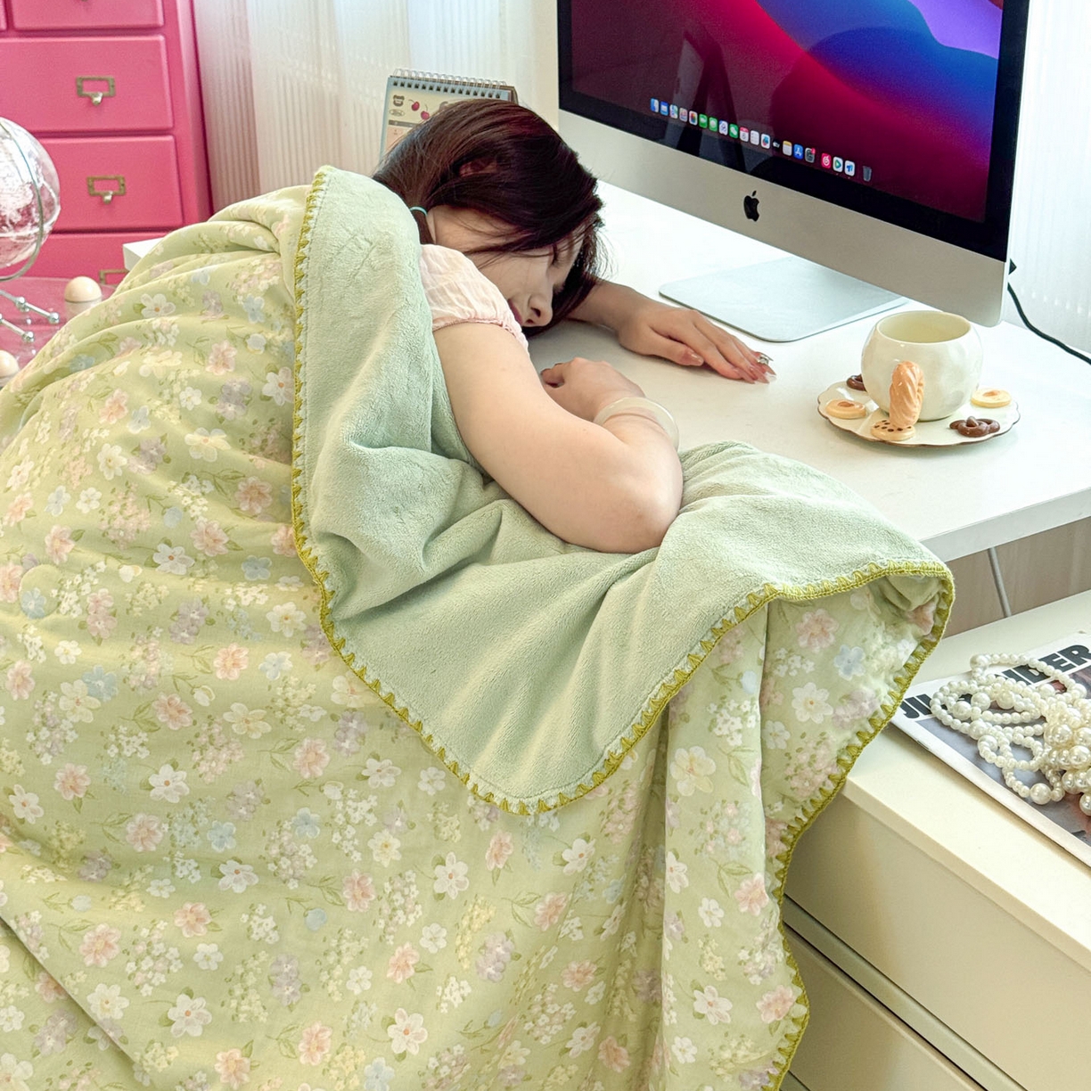 91家纺网 家纺一手货源 找家纺 妮可 2026新款A类三层夹棉全棉双层纱绒多功能盖毯被 森林物语