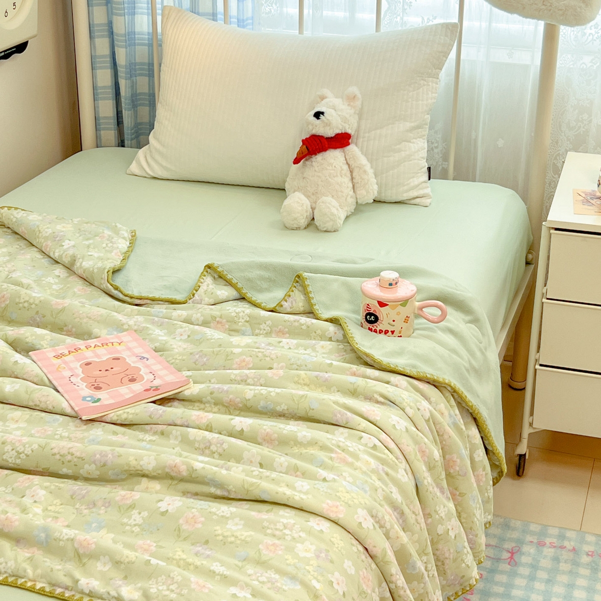 91家纺网 家纺一手货源 找家纺 妮可 2026新款A类三层夹棉全棉双层纱绒多功能盖毯被 森林物语