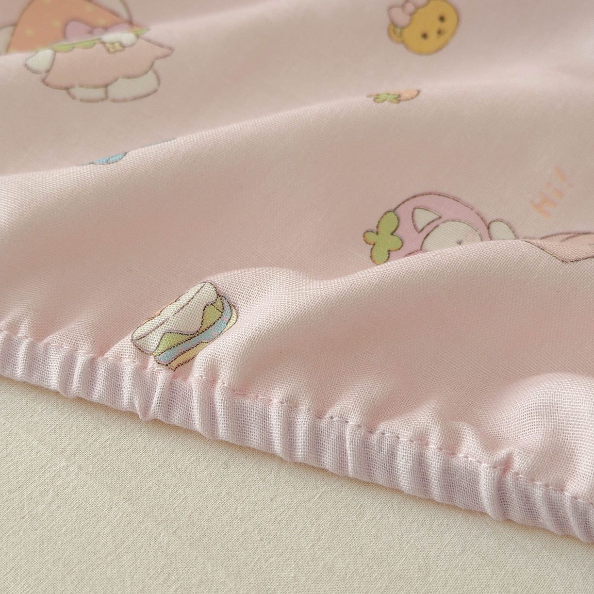 91家纺网 家纺一手货源 找家纺 嗨生活 2026新款儿童婴儿床床笠全棉纯棉双层纱床笠席梦思套拼床床笠套 花园萌宠