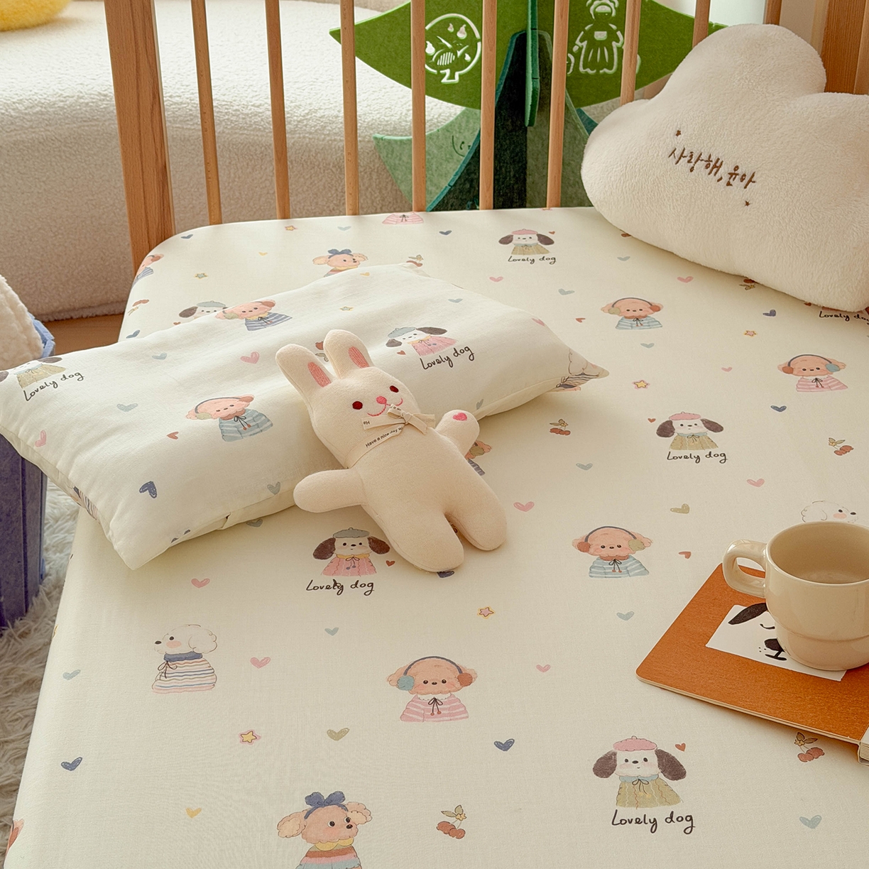 91家纺网 家纺一手货源 找家纺 嗨生活 2026新款儿童婴儿床床笠全棉纯棉双层纱床笠席梦思套拼床床笠套 旺旺趣事