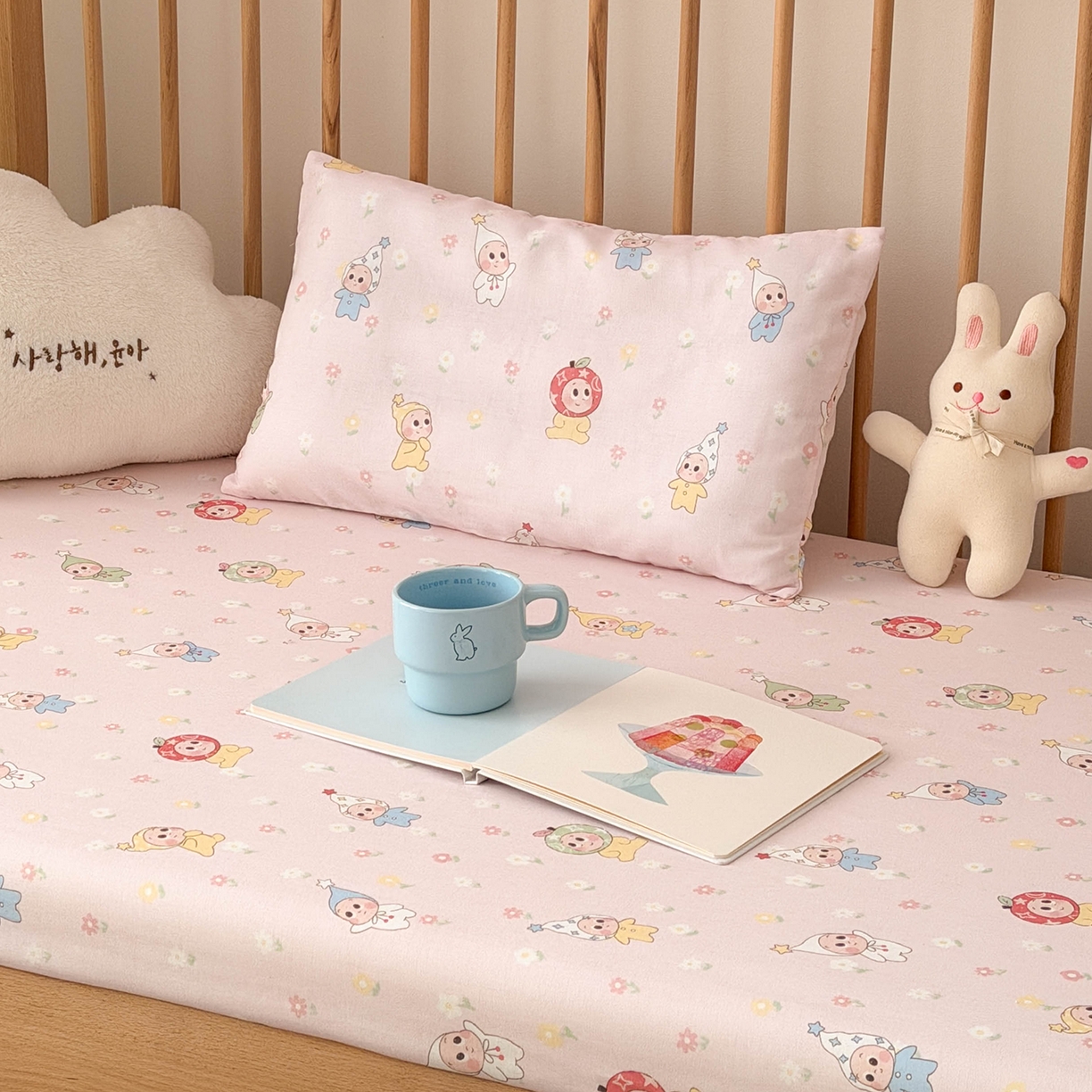 91家纺网 家纺一手货源 找家纺 嗨生活 2026新款儿童婴儿床床笠全棉纯棉双层纱床笠席梦思套拼床床笠套 小星人