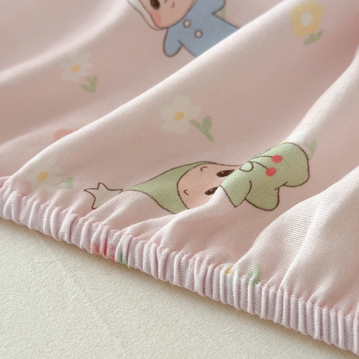 91家纺网 家纺一手货源 找家纺 嗨生活 2026新款儿童婴儿床床笠全棉纯棉双层纱床笠席梦思套拼床床笠套 小星人