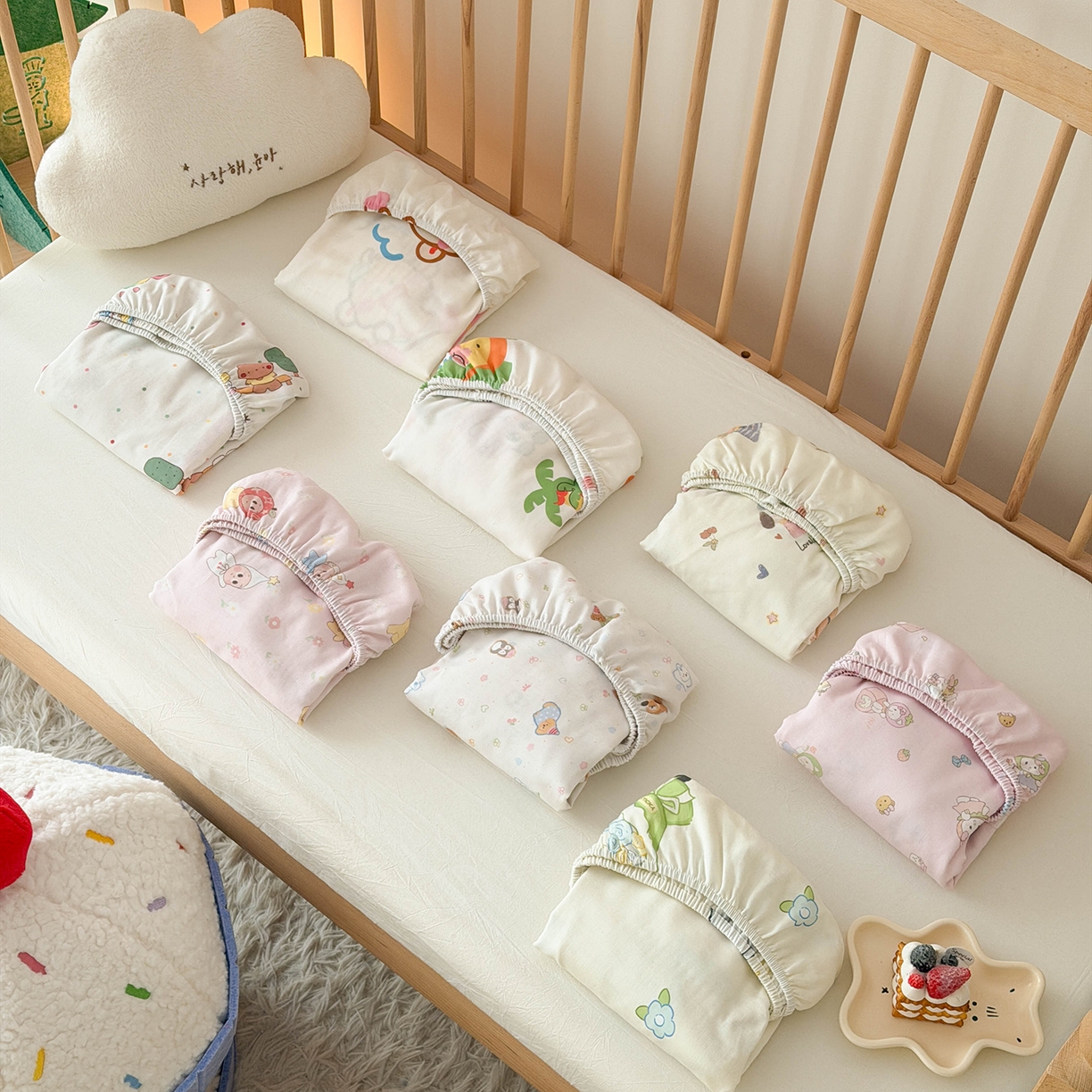 91家纺网 家纺一手货源 找家纺 嗨生活 2026新款儿童婴儿床床笠全棉纯棉双层纱床笠席梦思套拼床床笠套 组合图仅供展示不可下单