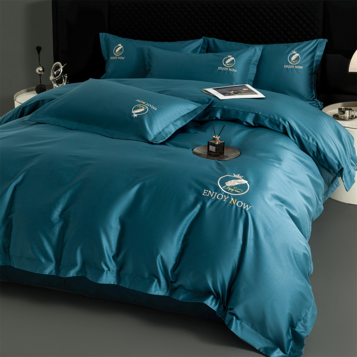 91家纺网 家纺一手货源 找家纺 宝时兰 2026新款100支全棉50x50s长绒棉刺绣绣花纯棉贡缎四件套高档礼盒 清序-孔雀蓝