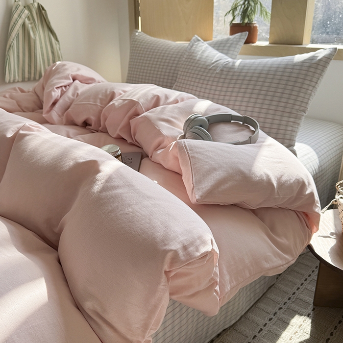 91家纺网 家纺一手货源 找家纺 爱思佳 2026新款全棉双层纱混搭格子系列四件套 粉-追光