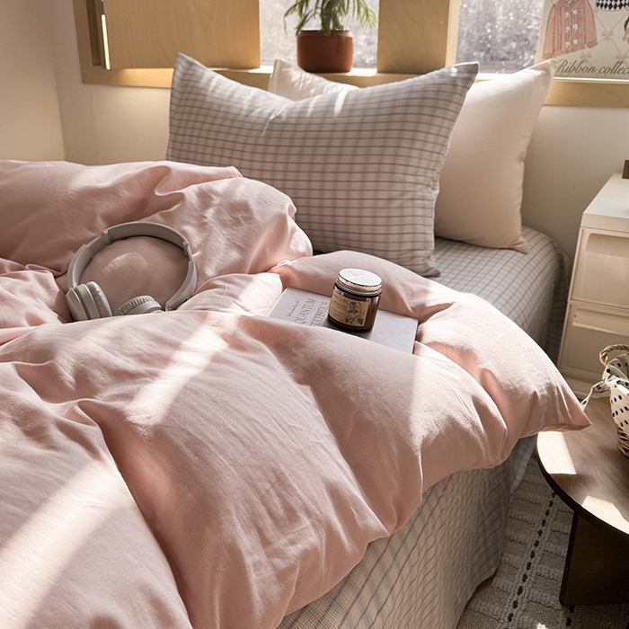 91家纺网 家纺一手货源 找家纺 爱思佳 2026新款全棉双层纱混搭格子系列四件套 粉-追光