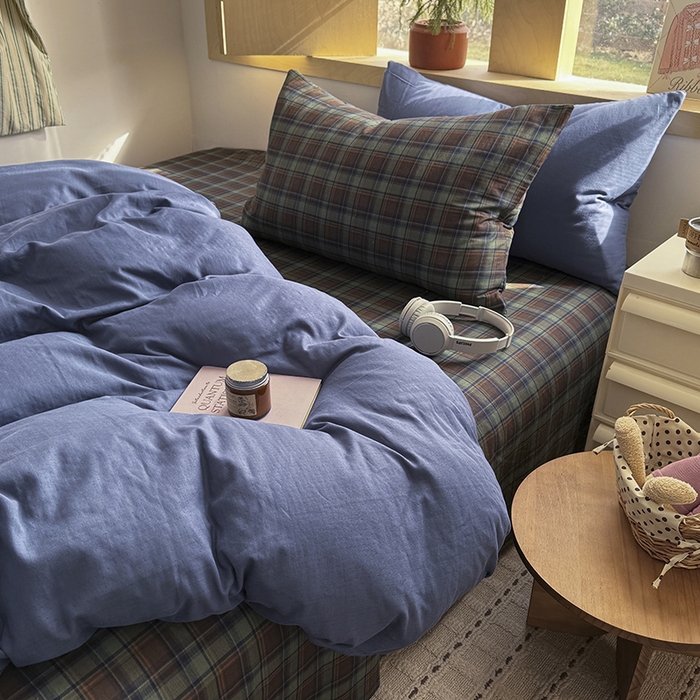 91家纺网 家纺一手货源 找家纺 爱思佳 2026新款全棉双层纱混搭格子系列四件套 蓝-慕斯