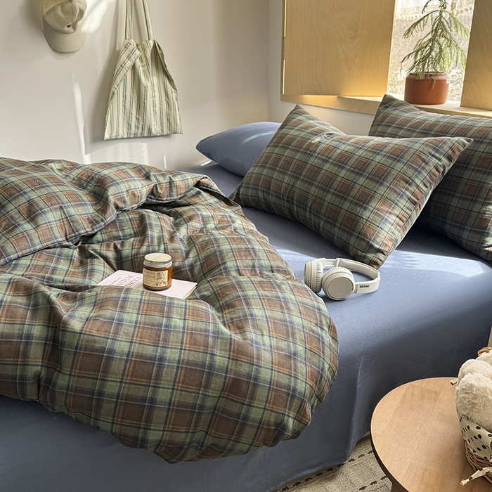 91家纺网 家纺一手货源 找家纺 爱思佳 2026新款全棉双层纱混搭格子系列四件套 慕斯-蓝