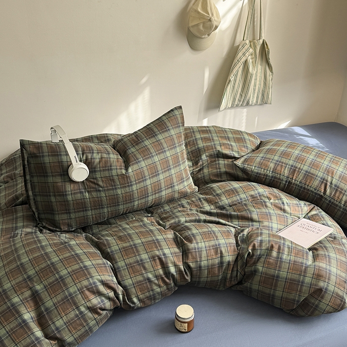 91家纺网 家纺一手货源 找家纺 爱思佳 2026新款全棉双层纱混搭格子系列四件套 慕斯-蓝