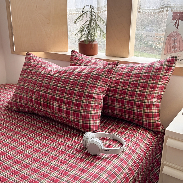 91家纺网 家纺一手货源 找家纺 爱思佳 2026新款全棉双层纱混搭格子系列四件套 肉桂-赫本红