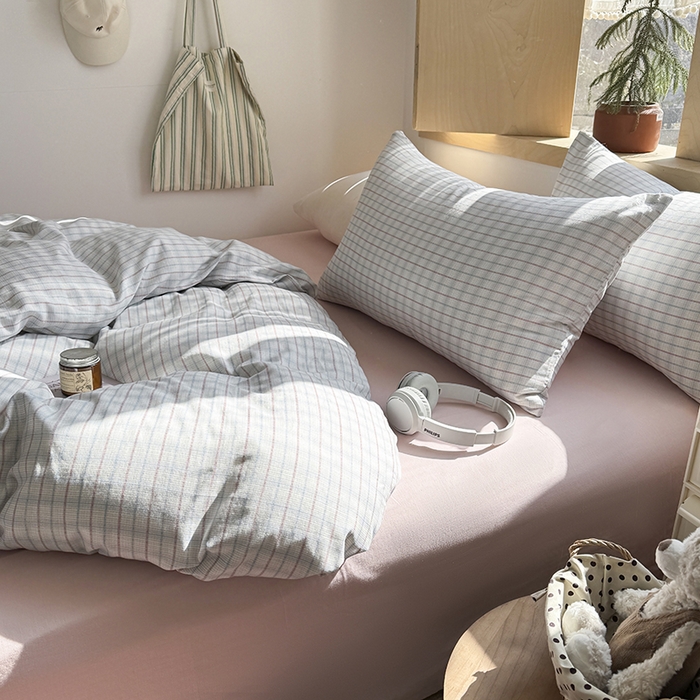 91家纺网 家纺一手货源 找家纺 爱思佳 2026新款全棉双层纱混搭格子系列四件套 追光-粉