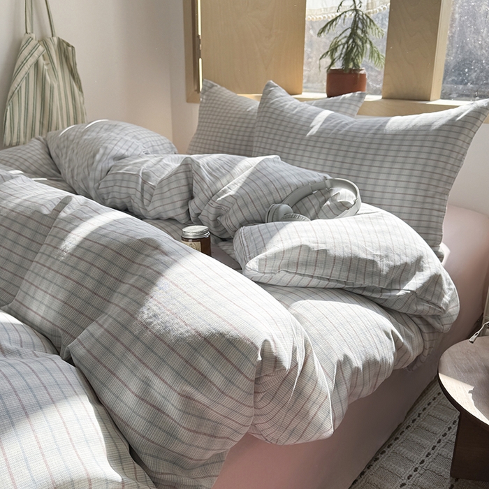 91家纺网 家纺一手货源 找家纺 爱思佳 2026新款全棉双层纱混搭格子系列四件套 追光-粉